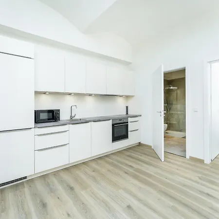 Wenceslas Square By Rentero Apartamento