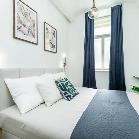 Apartment Wenceslas Square By Rentero *