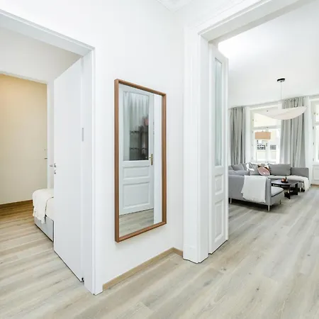 Rentero Wenceslas Square