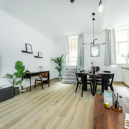 Apartment Wenceslas Square By Rentero Prague